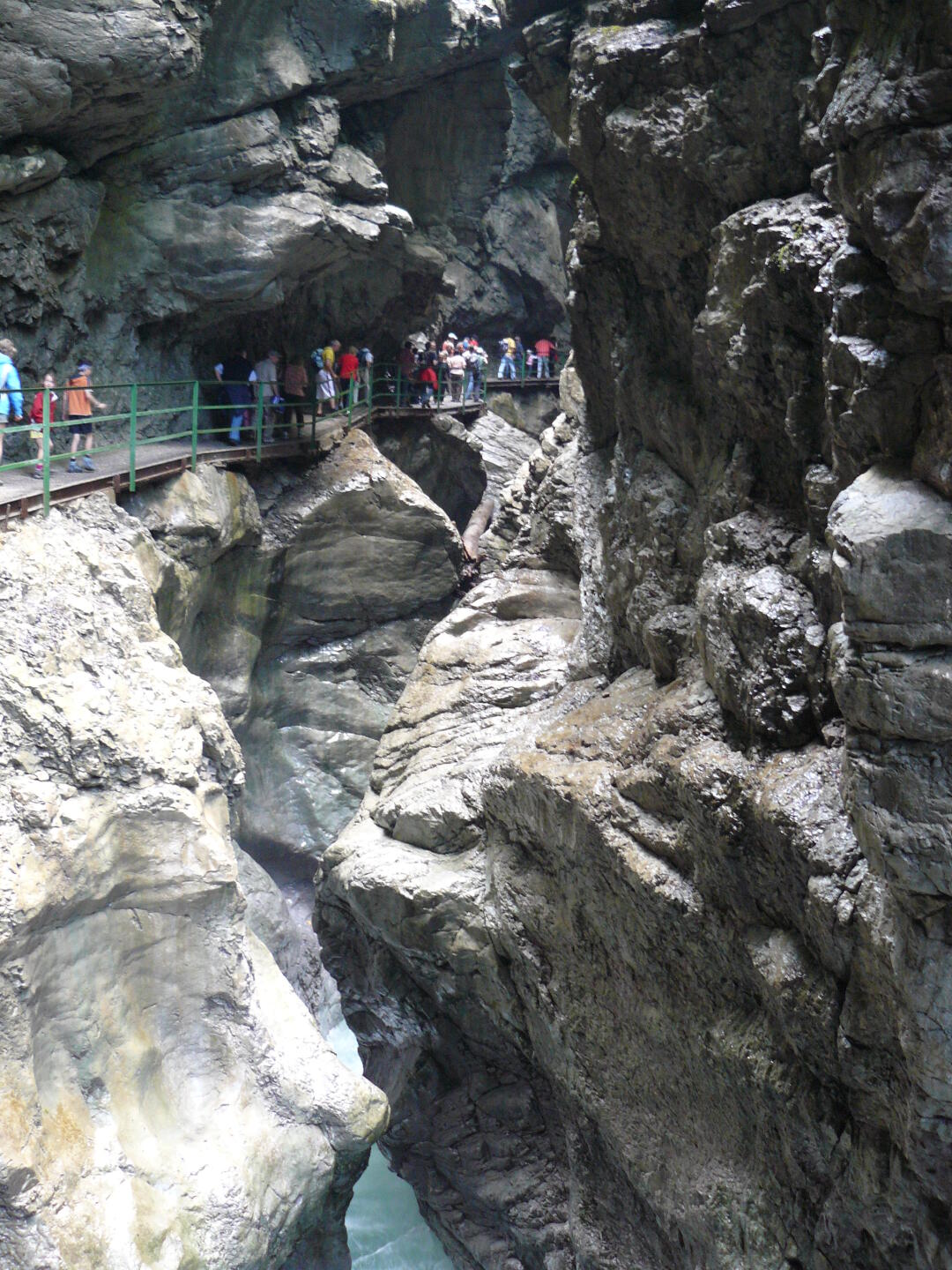 So schmal und so voller Touristen