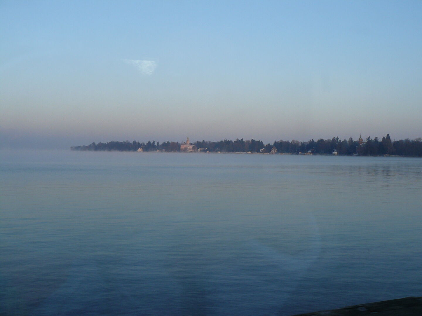 Bodensee im Morgengrauen.