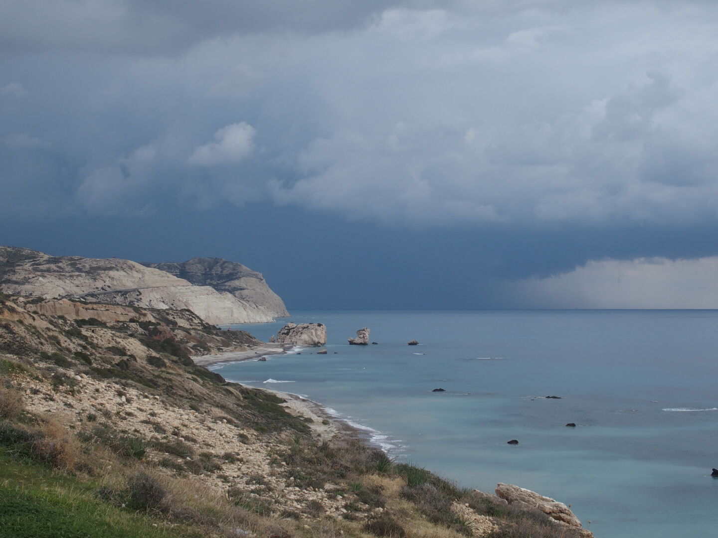 An impressive thunderstorm developed... but we didn&rsquo;t get any photographs of lightining strikes.