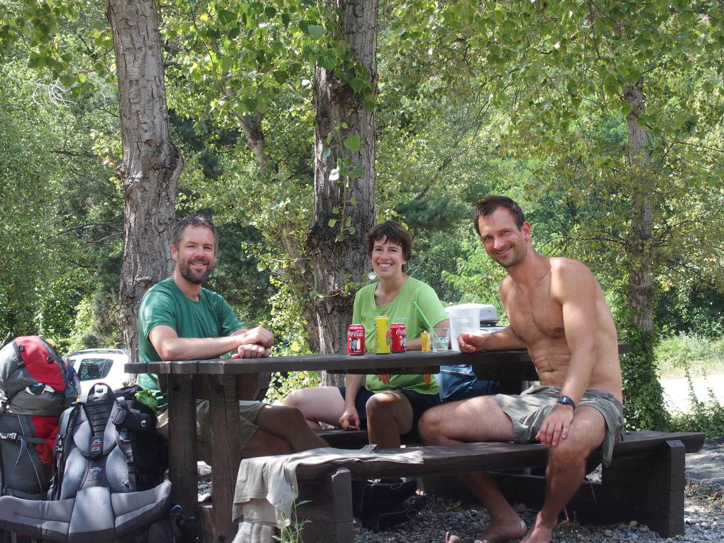 Ankunft am Ziel &ndash; Picknickplatz in Thuès-Entre-Valls. Gewitter im Anzug.