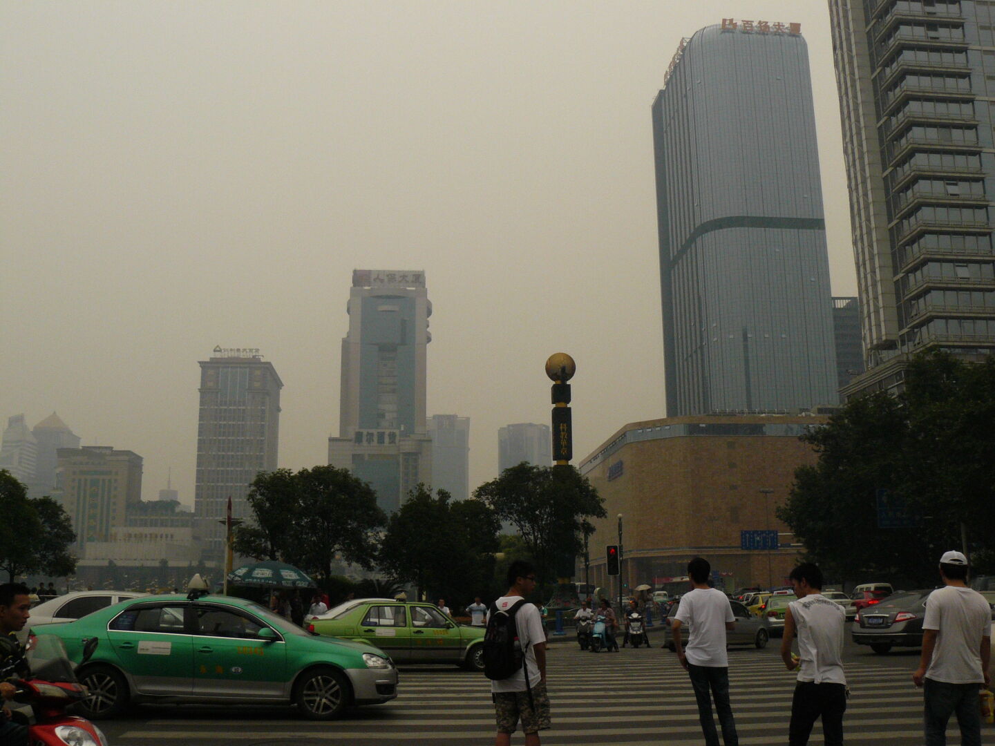 Approaching the Tiangfu ('Heavenly Paradise') square in the centre of the town.